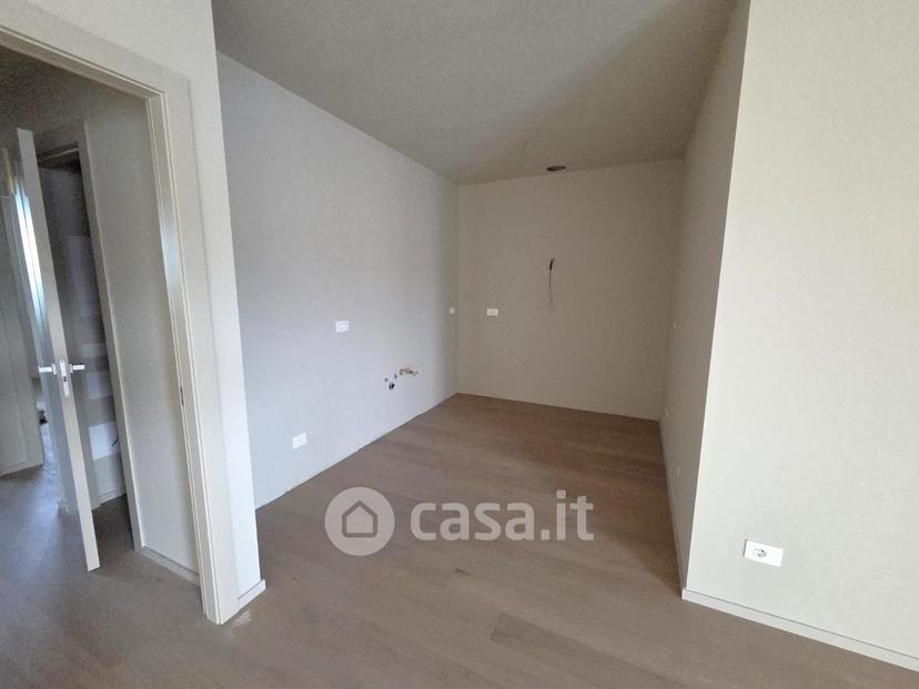 Quadrilocale in Via di Piaggiori 55018 — foto 27 di 27