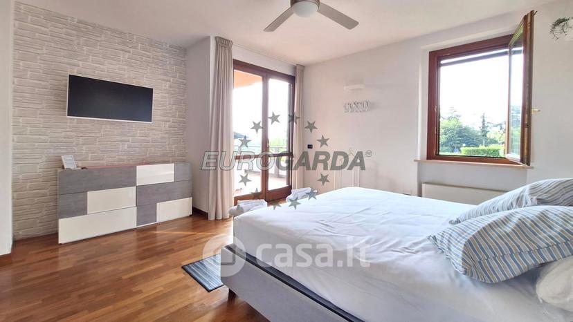 Villa in Via Dosso 10 — foto 7 di 60
