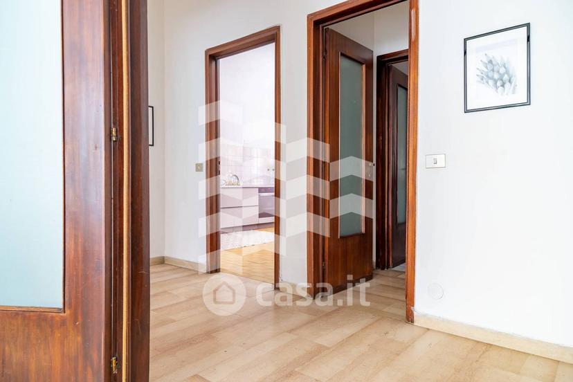 Trilocale in Via Oglio 28 — foto 4 di 39
