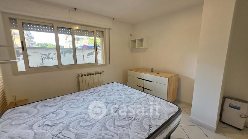 Trilocale in Via Taranto 91 — foto 3 di 18