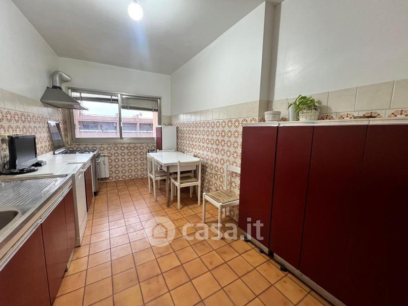 Stanza in Via Elio Lampridio Cerva — foto 4 di 19