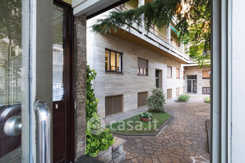 Quadrilocale in Via Antonio Bazzini 24 — foto 16 di 28