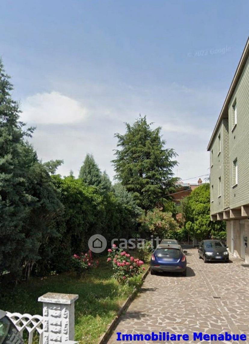 Trilocale in Via M. Panini — foto 3 di 35