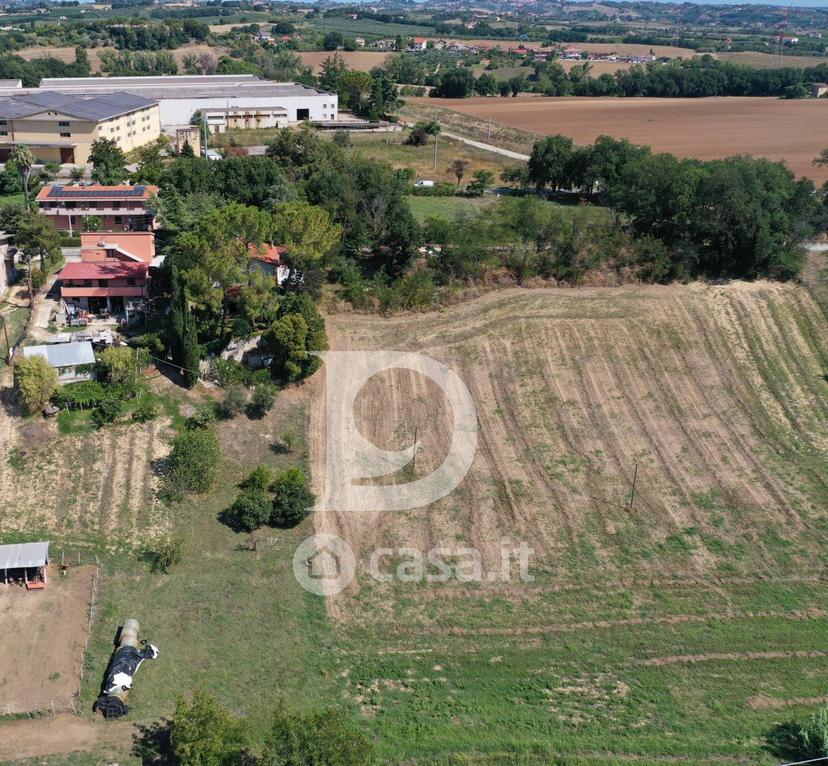 Villa in Via dei Platani 88 — foto 14 di 102