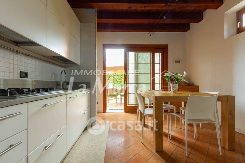 Villa in Via Osoppo 13 — foto 29 di 33