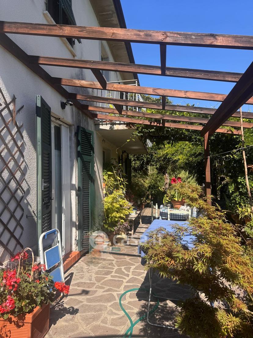 Villa in Via Brigate Partigiane 1 — foto 6 di 32