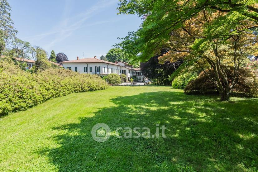 Villa in Piazza Leva 1 — foto 19 di 74