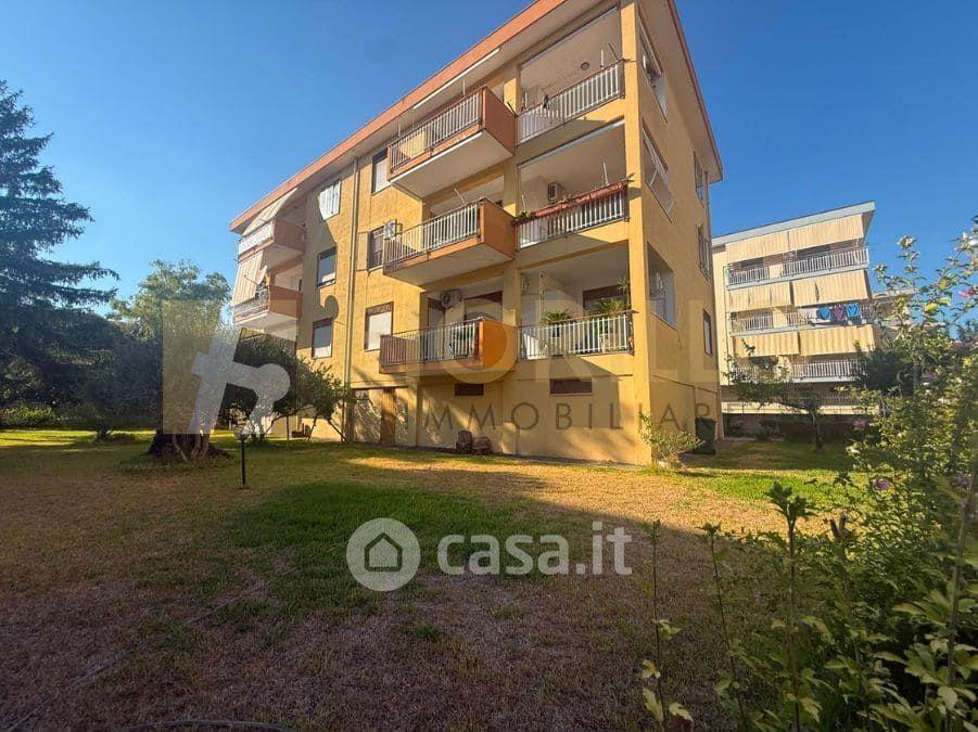 Quadrilocale in Via Domenico Parisi