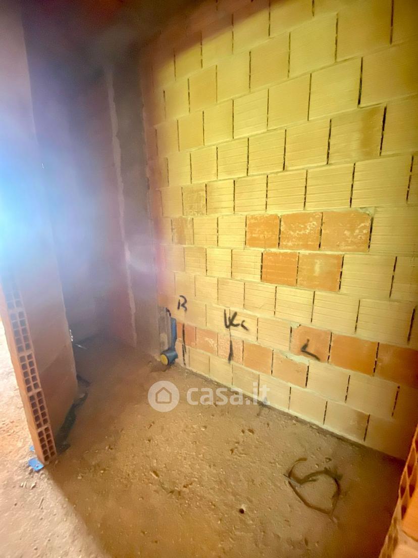 Trilocale in Via delle Ville — foto 7 di 12