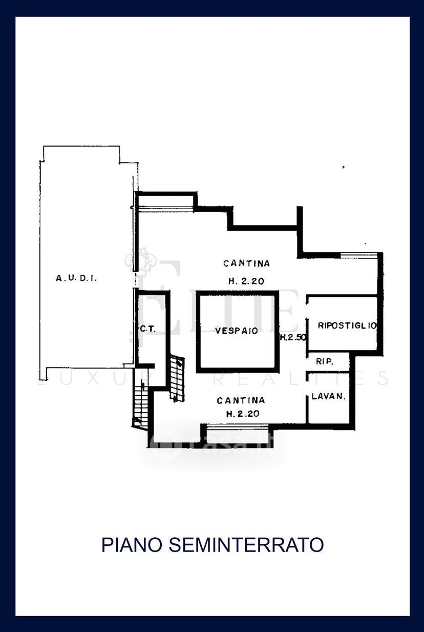 Villa in Via Luigi Cadorna 1800 — foto 16 di 42