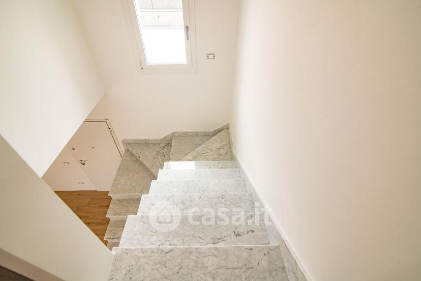 Villa in Via Mario Baratta — foto 4 di 63