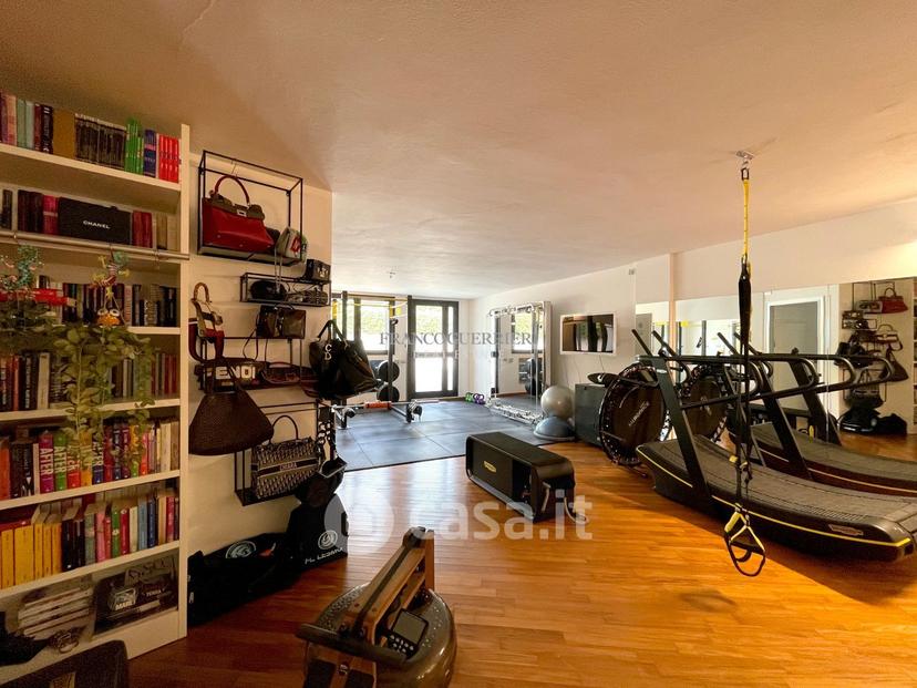 Villa in Via Alcide de Gasperi — foto 38 di 38
