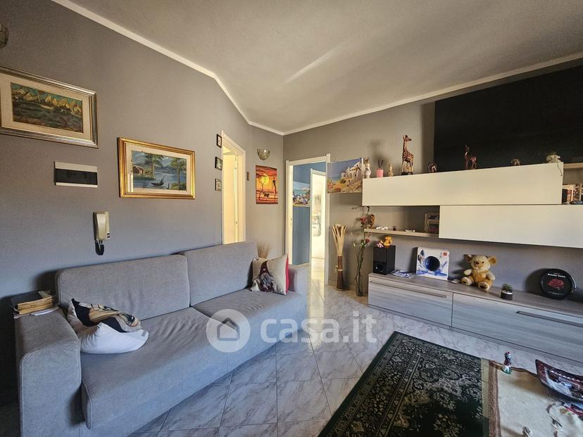 Stanza in Via Arno 2 /b — foto 9 di 14