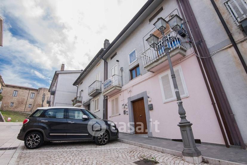 Trilocale in Via Pie' di Castello — foto 10 di 15