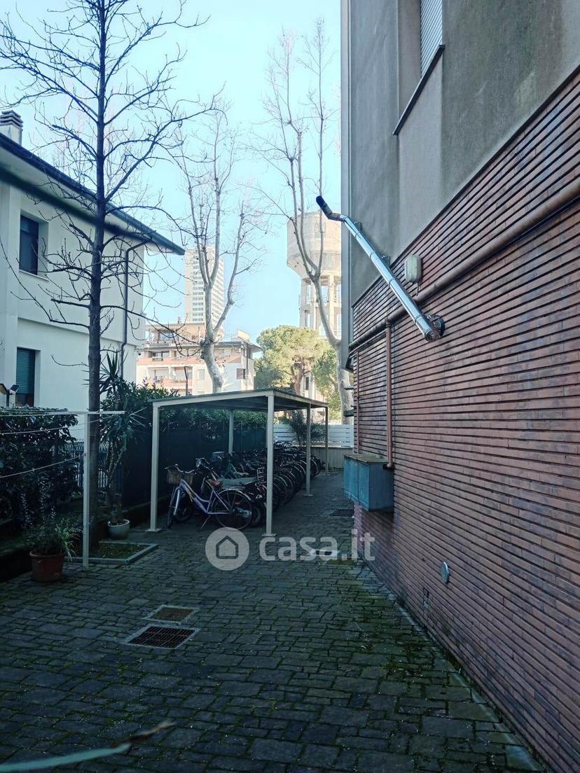 Trilocale in Viale C. Abba 14 — foto 33 di 34