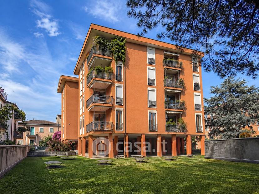 Quadrilocale in Via Corno d'Aquilio 15 — foto 2 di 44