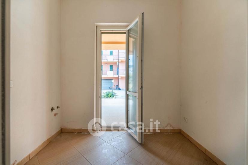 Trilocale in Viale delle Madonie 32 — foto 18 di 24