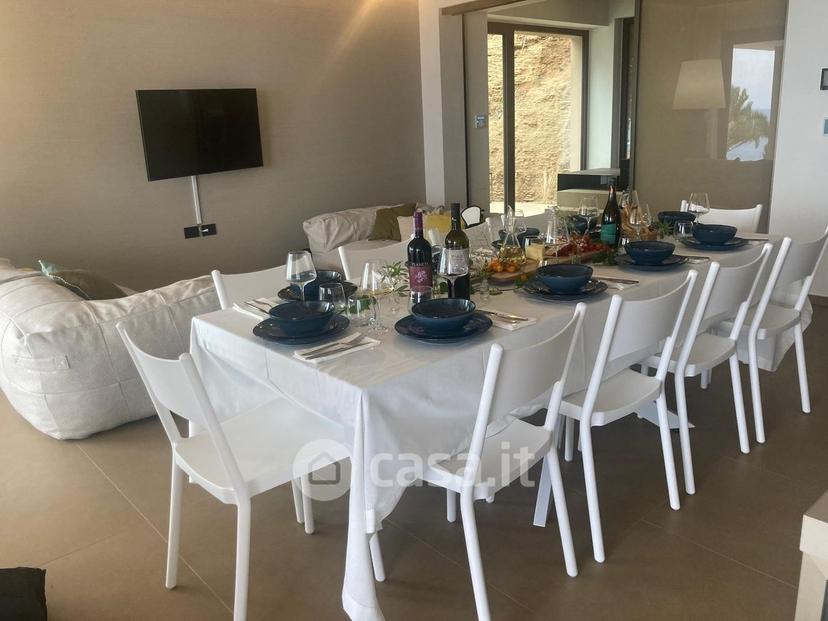 Villa in Via Caio Duilio — foto 26 di 45