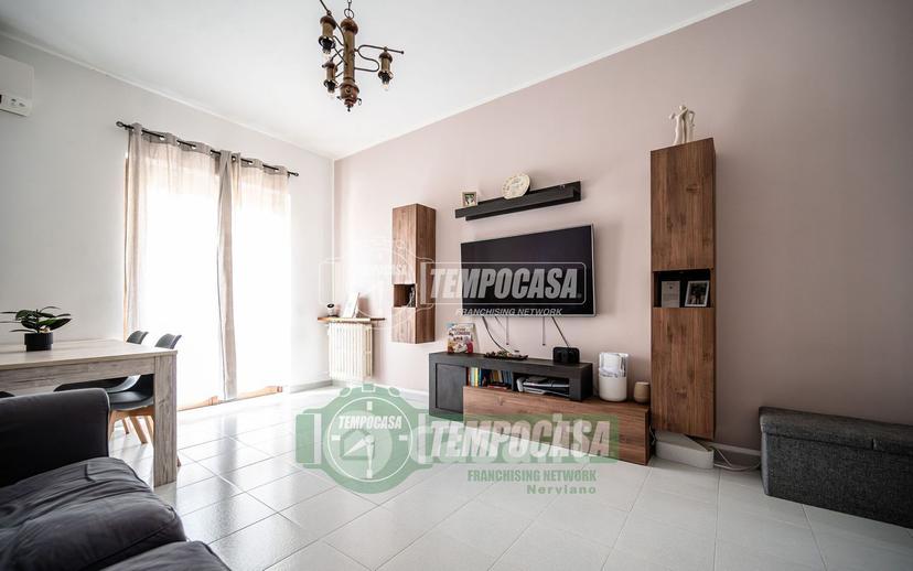 Trilocale in Via Ottaviano C. Augusto 7 — foto 24 di 25
