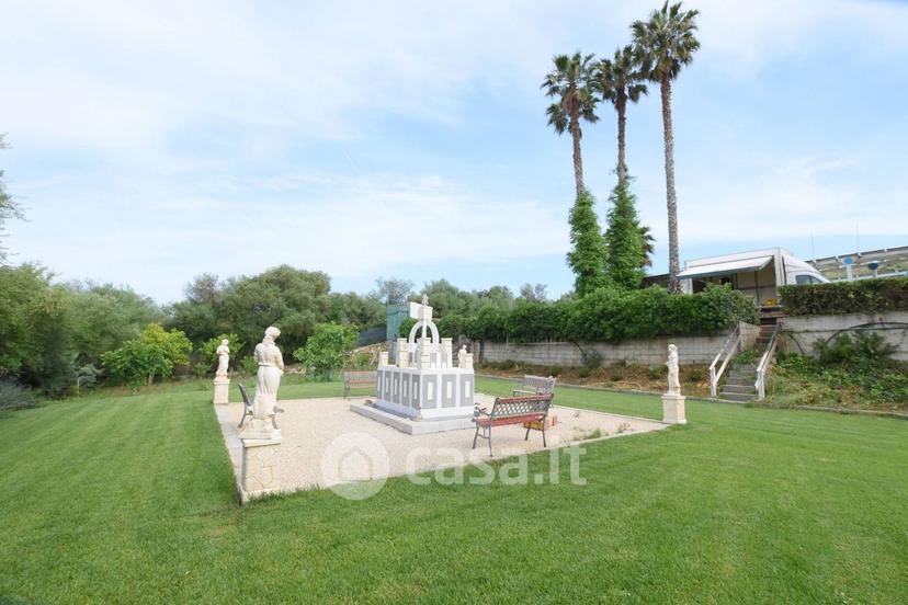 Villa in Sp132 — foto 13 di 70