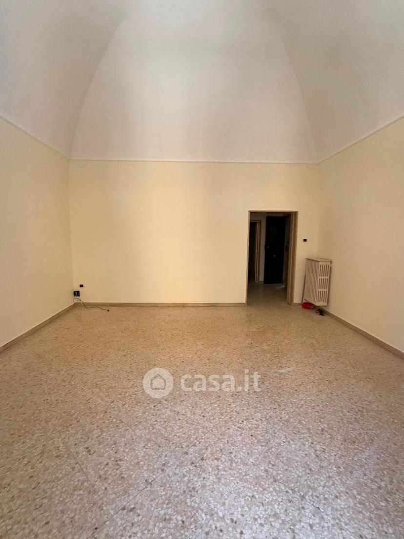 Trilocale in Via Amedeo 144 — foto 2 di 15