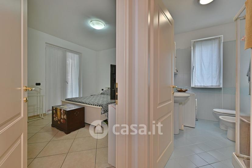 Bilocale in Via Costituzione 19 — foto 20 di 32