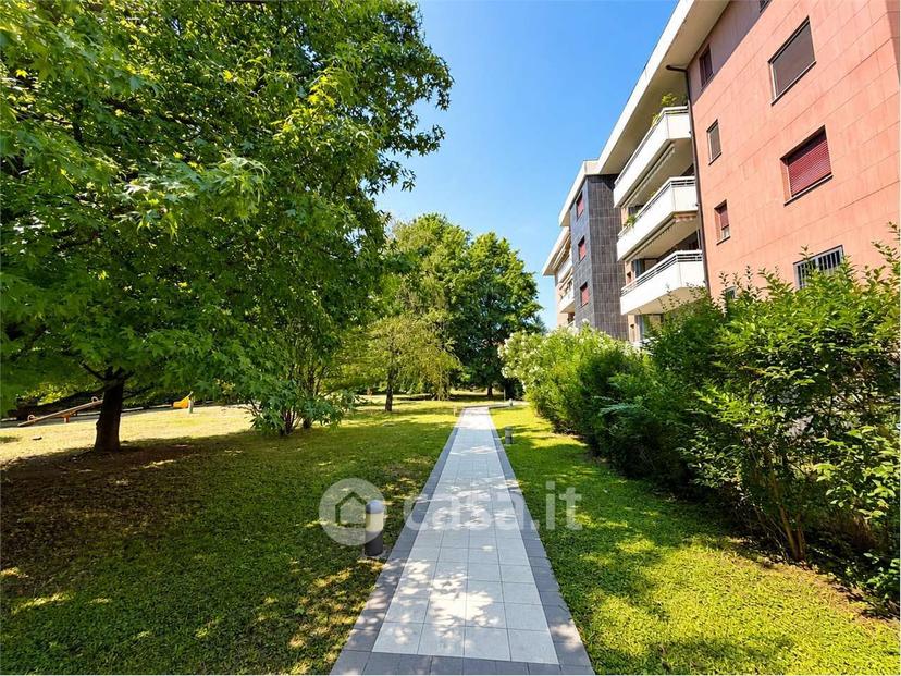 Trilocale in Via Palmanova 12 — foto 2 di 29
