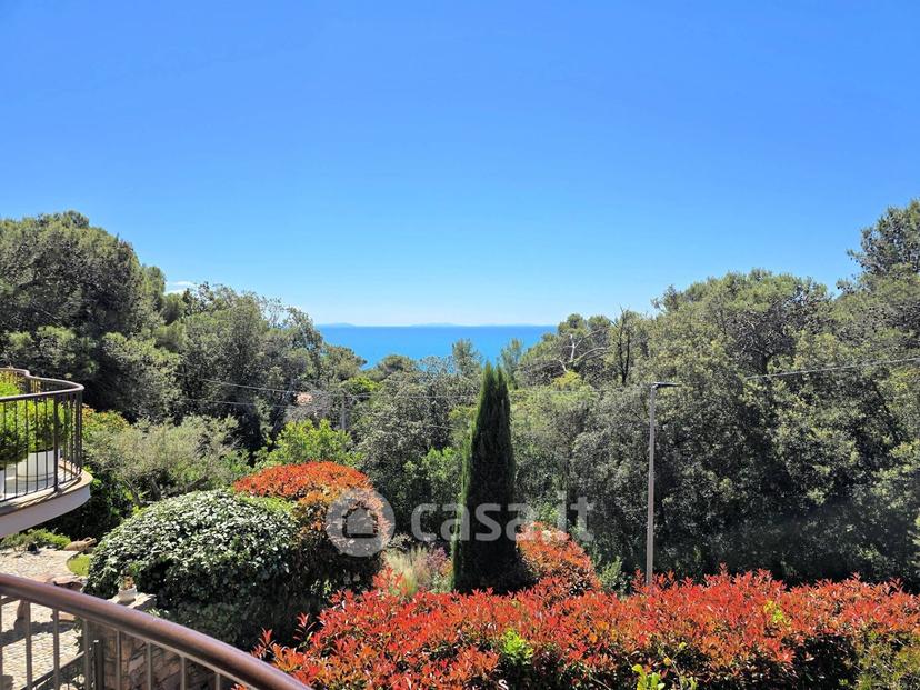 Villa in Via Kaiser Parodi — foto 9 di 32