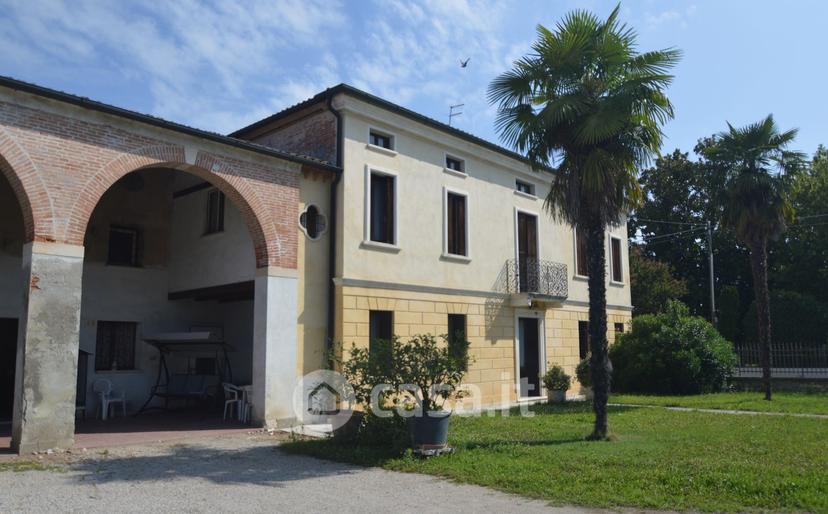 Villa in Via Roma 47 — foto 6 di 80
