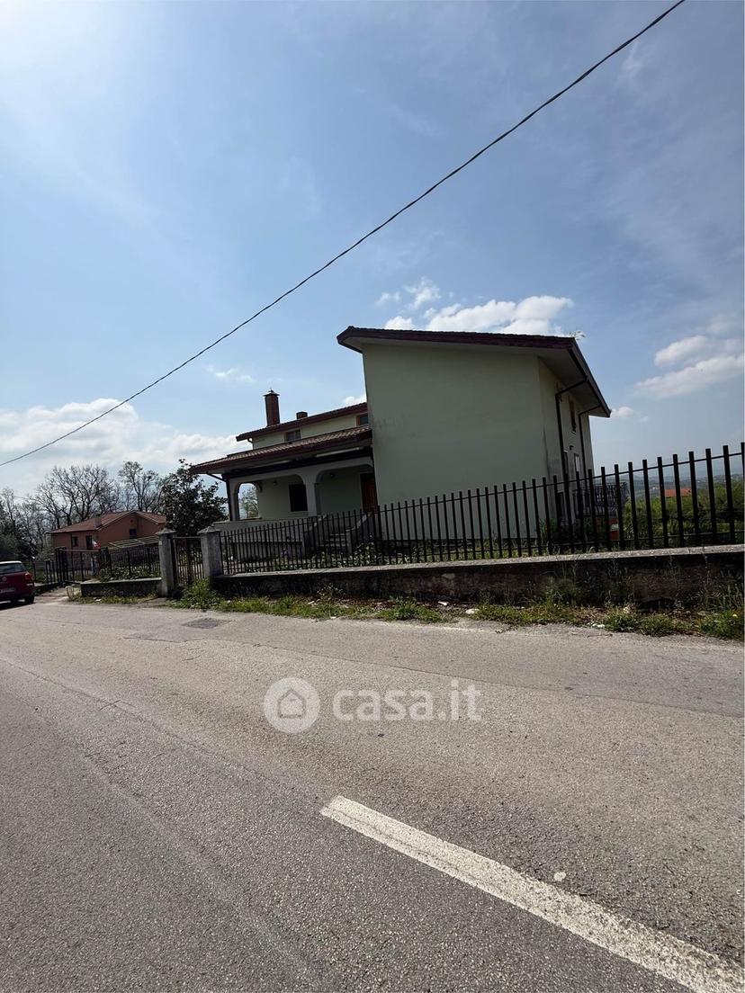 Villa in Via Canale — foto 24 di 57