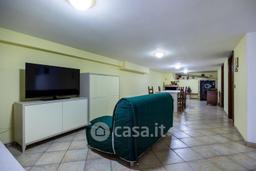 Trilocale in Via Livorno