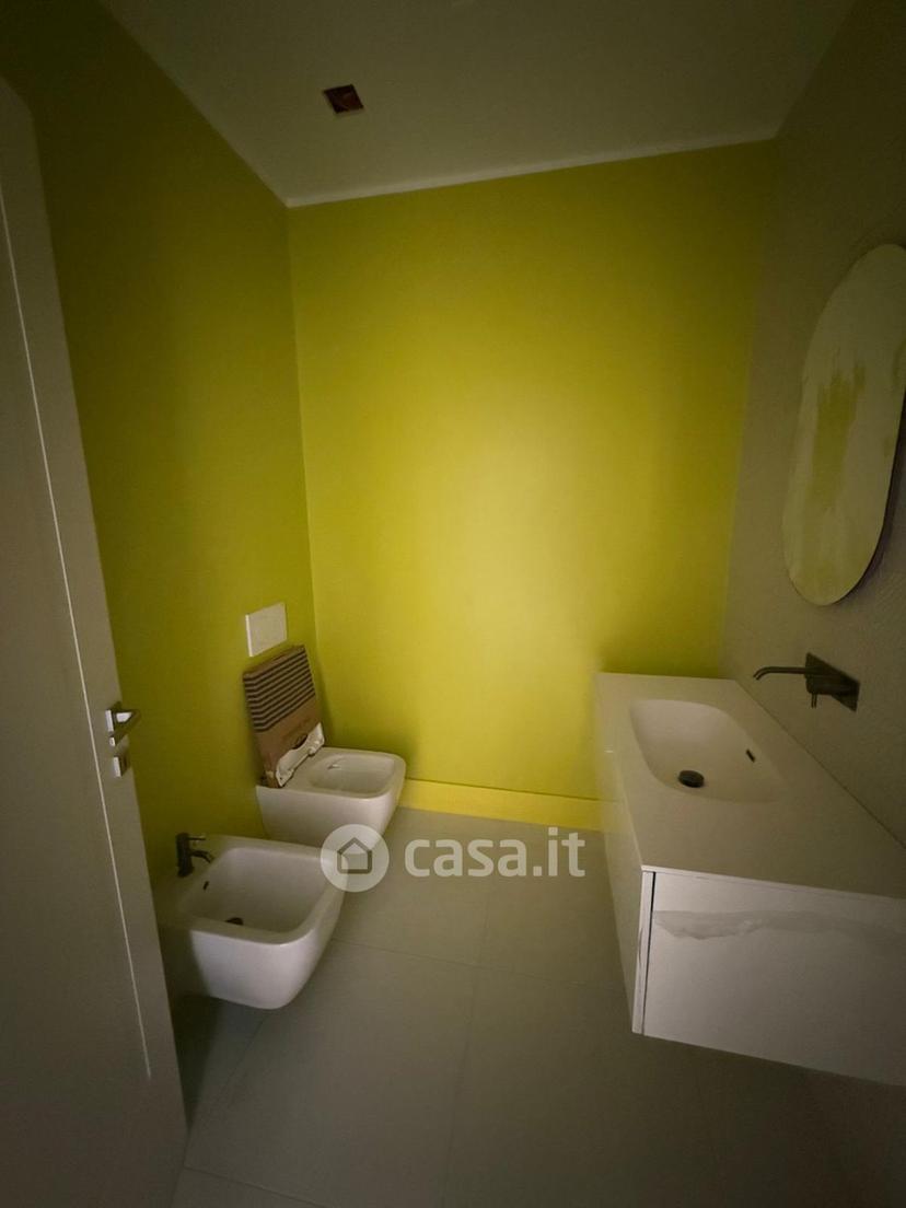Quadrilocale in Via Tullia 23 — foto 28 di 28