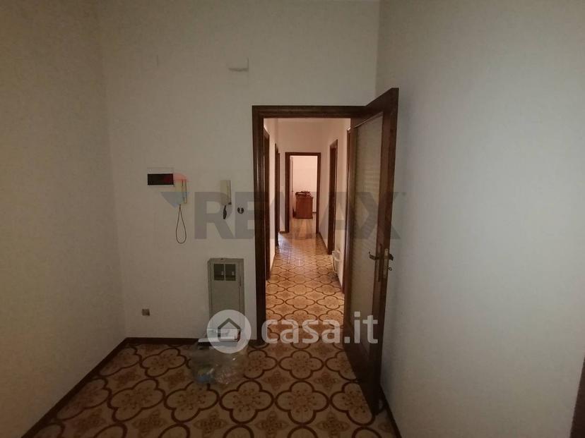 Quadrilocale in Via Termini 29 — foto 2 di 26