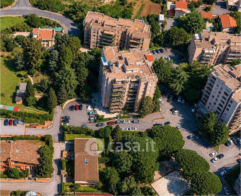 Quadrilocale in Via Mario de Renzi 56