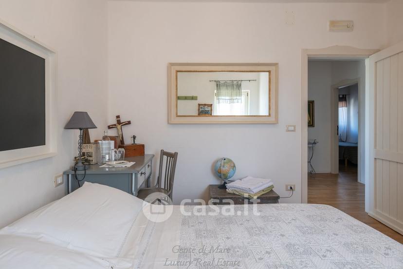 Villa in Contrada Salinola — foto 2 di 130