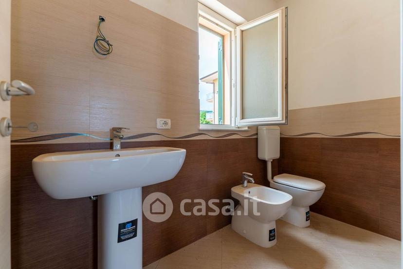 Quadrilocale in Viale delle Madonie 32 — foto 24 di 28