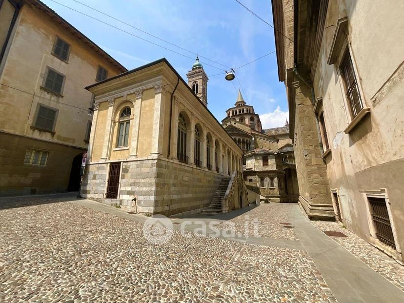 Bilocale in Piazza Padre Reginaldo Giuliani — foto 16 di 34