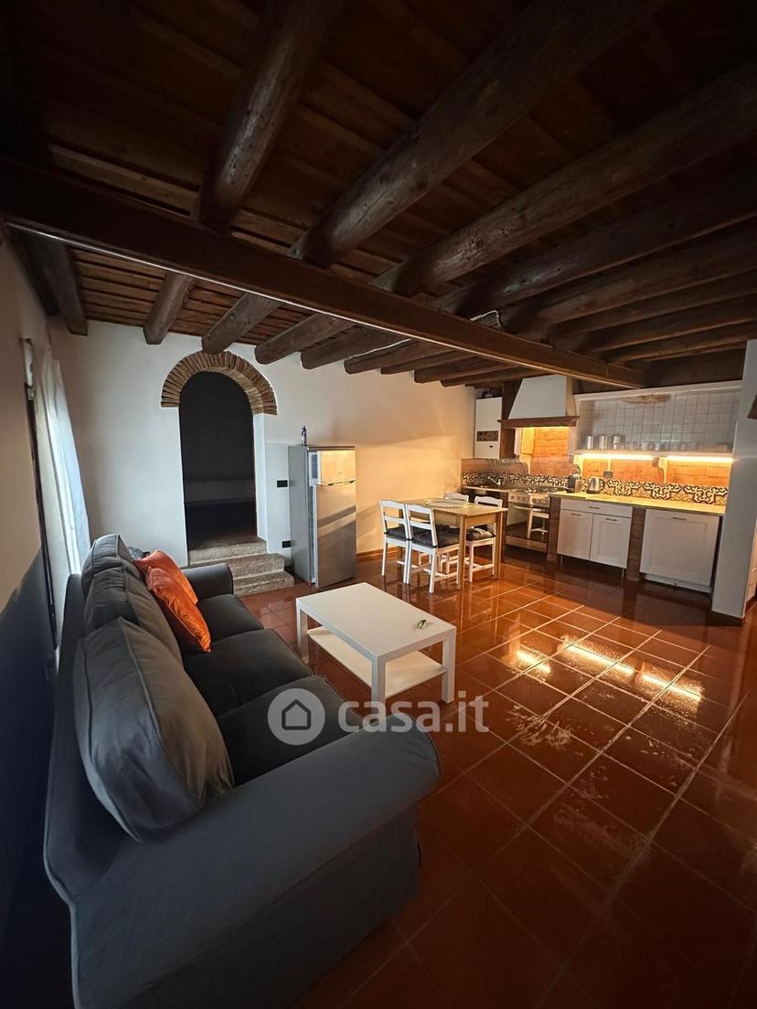 Trilocale in Via Savonarola 38 — foto 4 di 32
