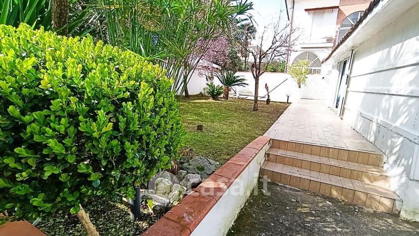 Villa in Via Guglielmo Capolino 21 — foto 11 di 22