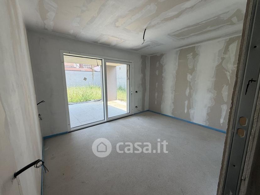 Trilocale in Via Alessandro Manzoni 5 — foto 27 di 28