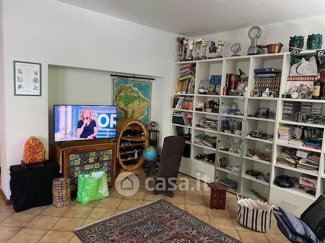 Trilocale in Via Roma — foto 11 di 21