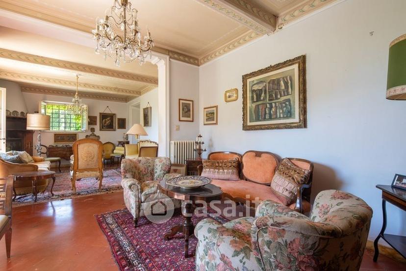Villa in Strada di Scacciapensieri — foto 32 di 54