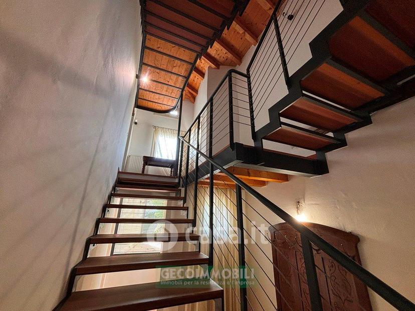 Villa in Via Caldoie — foto 8 di 30