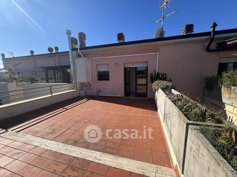 Trilocale in Via Aldo Moro — foto 13 di 33