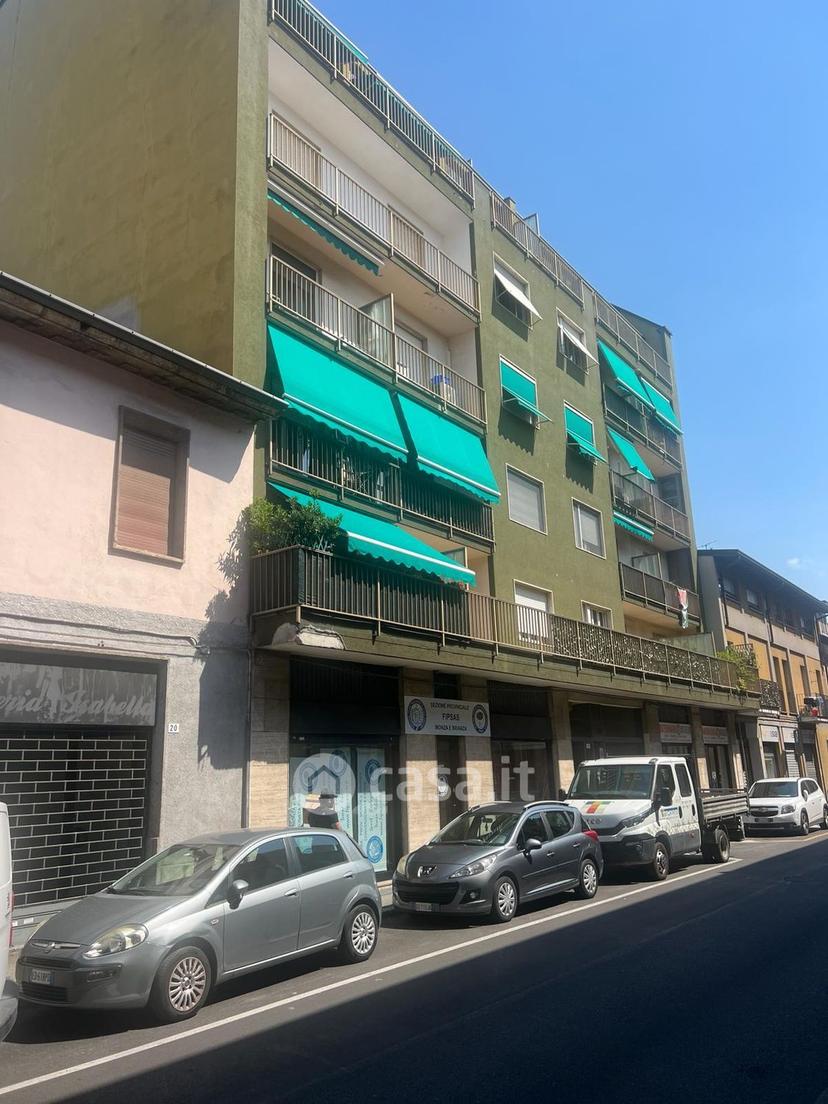 Trilocale in Via Don Carlo Colnaghi 14 — foto 2 di 24