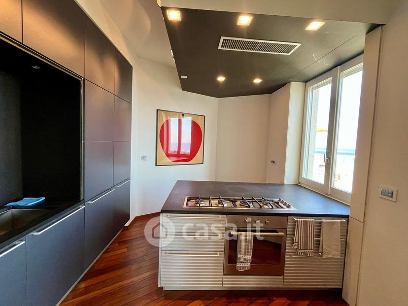Appartamento in Via Roccasterone 8 — foto 6 di 36