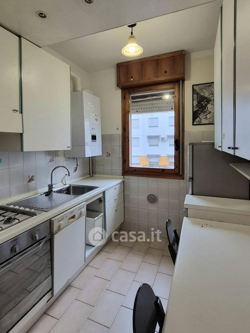 Bilocale in Via Vasco Zappaterra 36 — foto 28 di 40