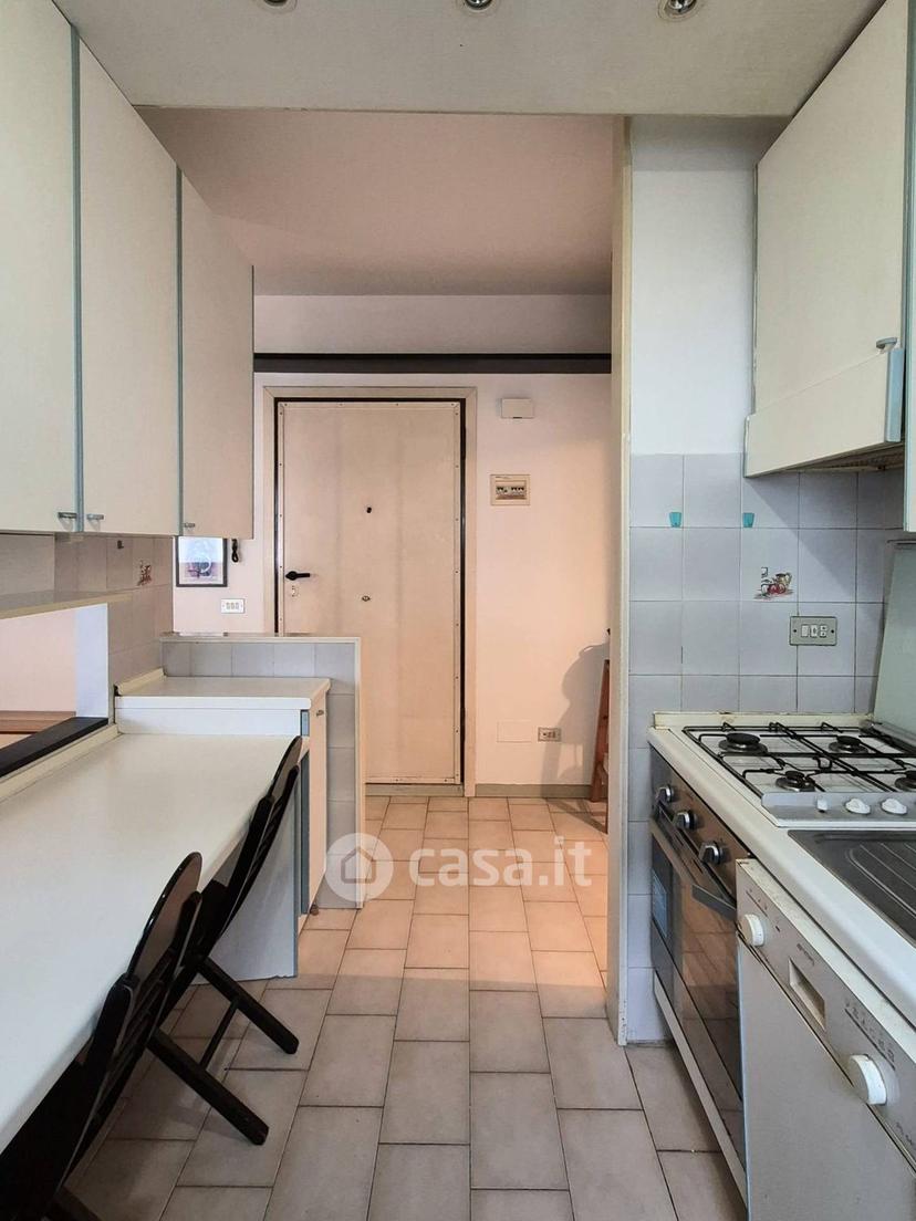 Bilocale in Via Vasco Zappaterra 36 — foto 27 di 40