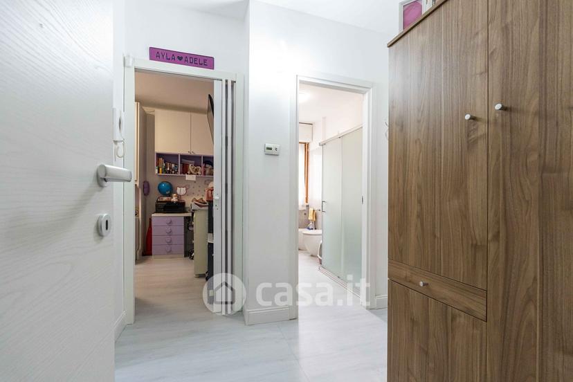 Trilocale in Via San Marco 5 — foto 9 di 33