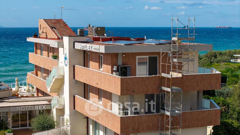 Quadrilocale in Via del Littorale 164